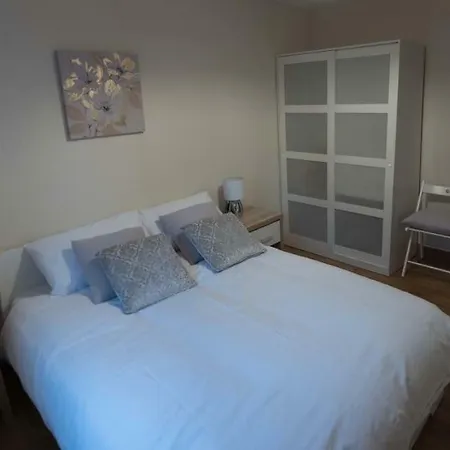 The Haven, Luxury In A Great Location! *