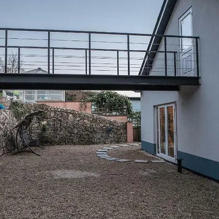 The Haven, Luxury In A Great Location! *